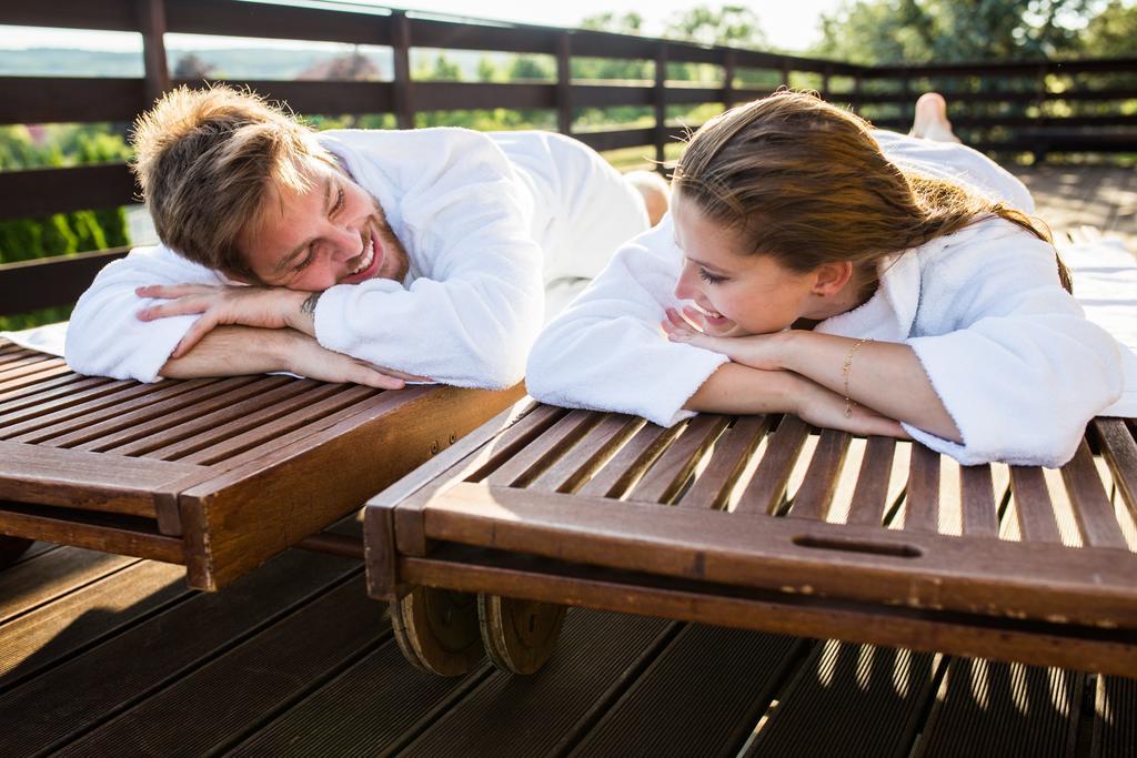 Wellness Hotel Happy Star Гнанице Экстерьер фото